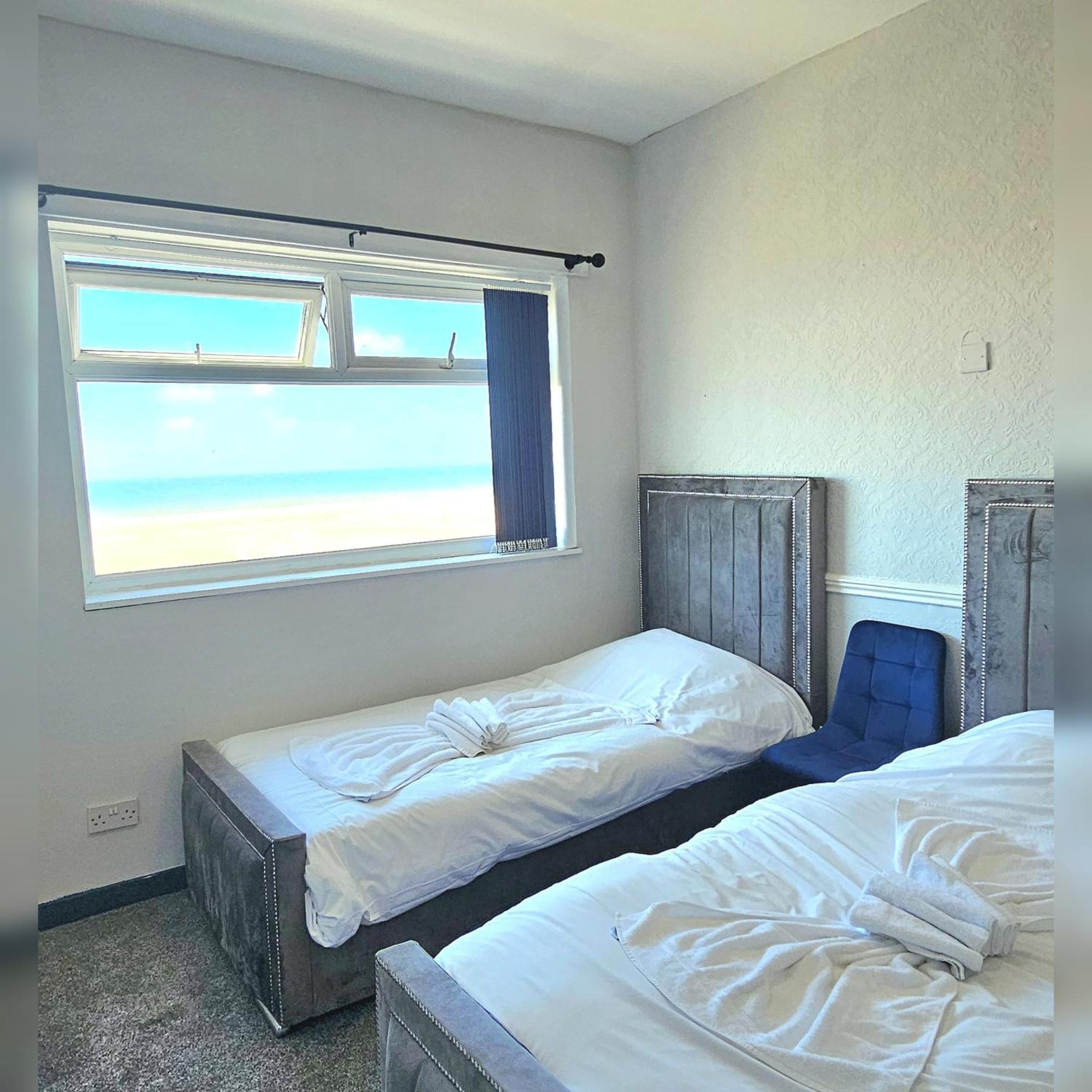 Sapphire Hotel Blackpool Promenade Room photo